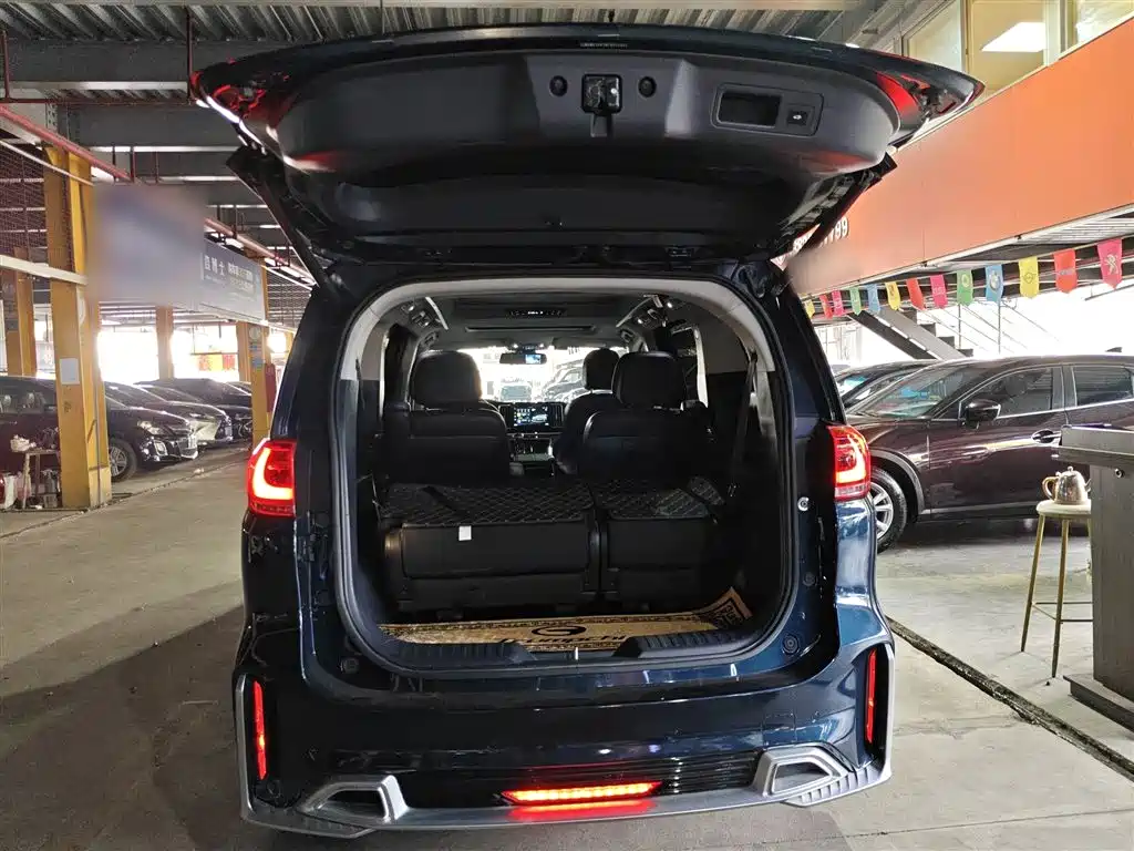GAC Trumpchi Trumpchi M8 2021 Master Series 390T Ultimate Edition фото 9