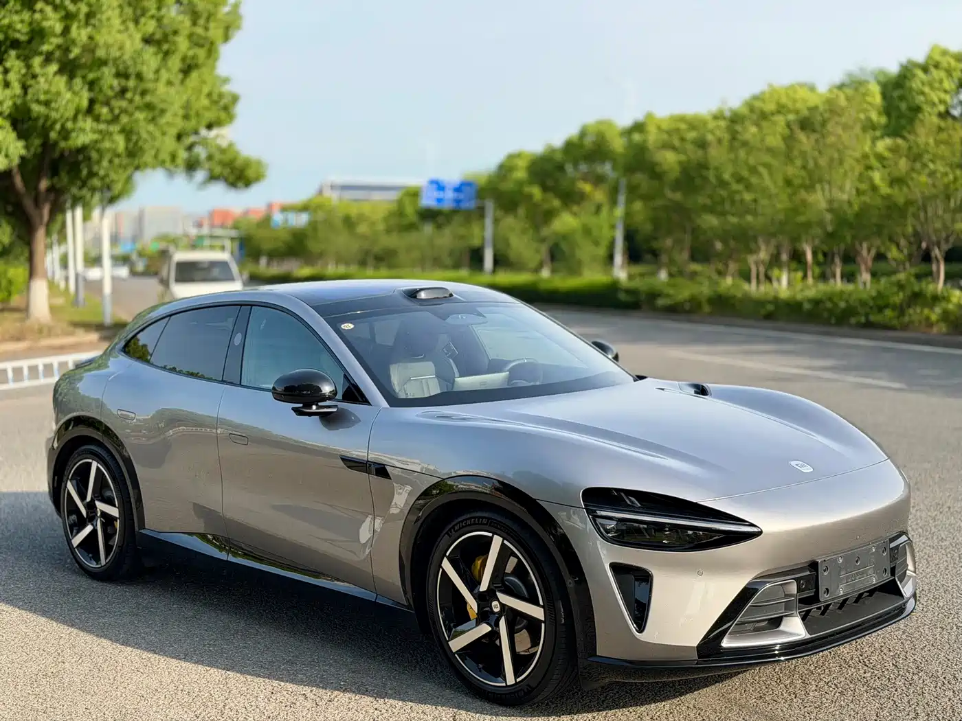 Xiaomi Auto Xiaomi YU7 2025 Extended Range AWD Pro фото 3