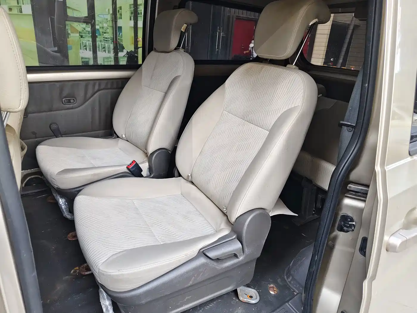 Wuling Motors Wuling Rongguang V 2017 2016 1.5L Standard
