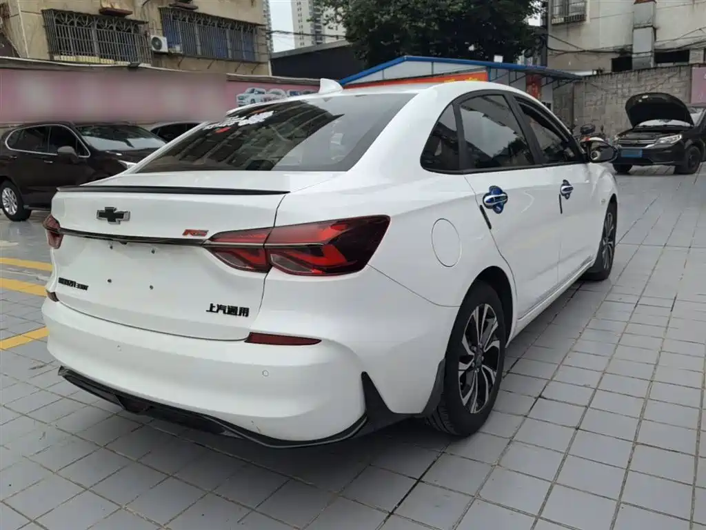 Chevrolet Monza 2019 RS 330T Auto Smooth Edition China VI фото 7