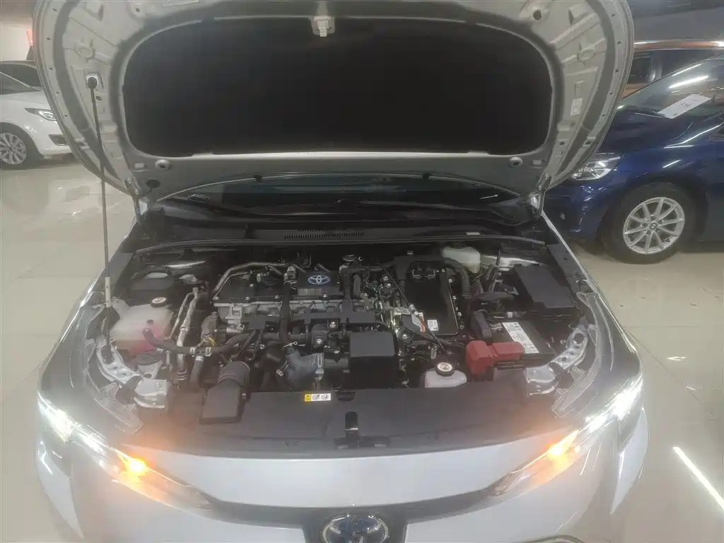 Toyota Levin 2022 Dual Engine 1.8H E-CVT Luxury Edition фото 19