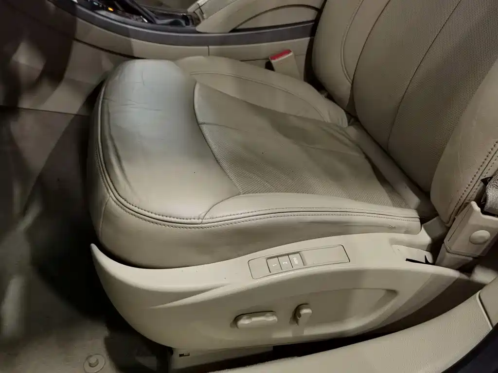 Фото 20 - Buick LaCrosse