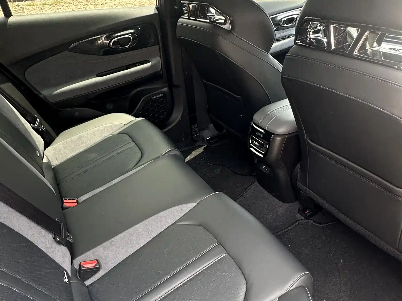 GAC Trumpchi Trumpchi Emkoo 2023 400T Automatic R PRO фото 10