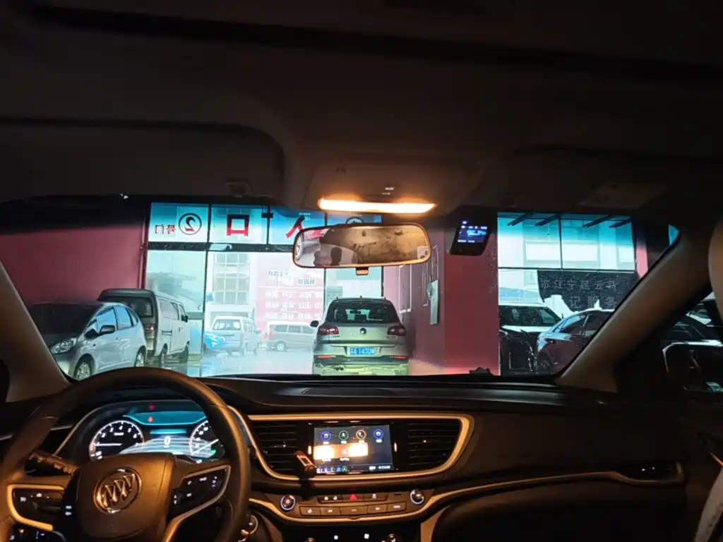 Photo 18 - Buick Excelle