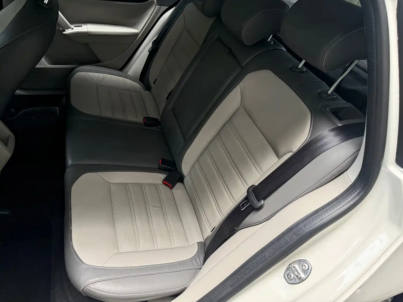 Volkswagen Lavida Tour 2013 1.4TSI Automatic Luxury фото 6