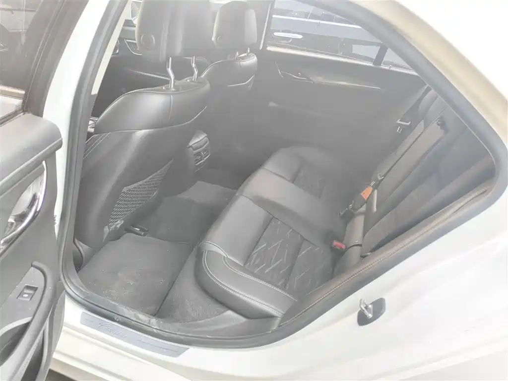 Cadillac ATS-L 2017 28T Technology фото 18