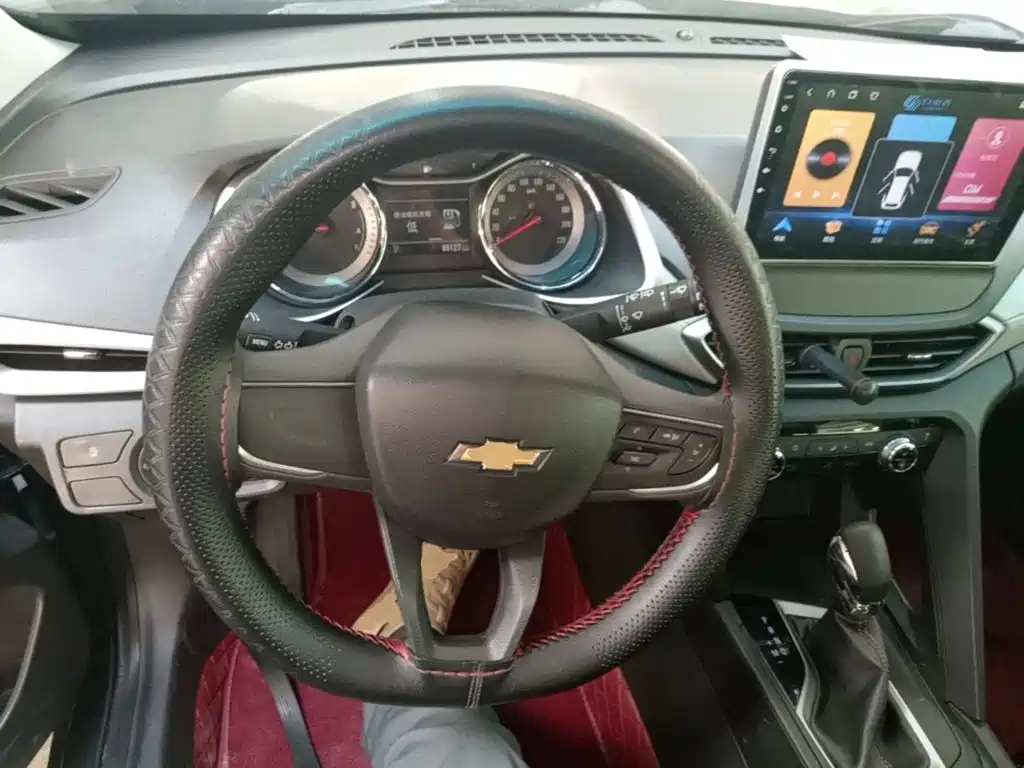Chevrolet Volando 2019 2018 530T Auto Sport Edition (5+2 seater) China V