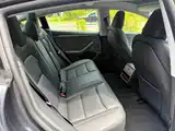 Photo 15 - Tesla Model 3