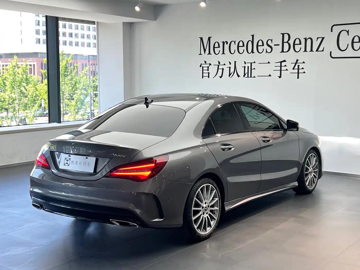 Mercedes-Benz CLA (Import) 2018 CLA 220 4MATIC фото 7