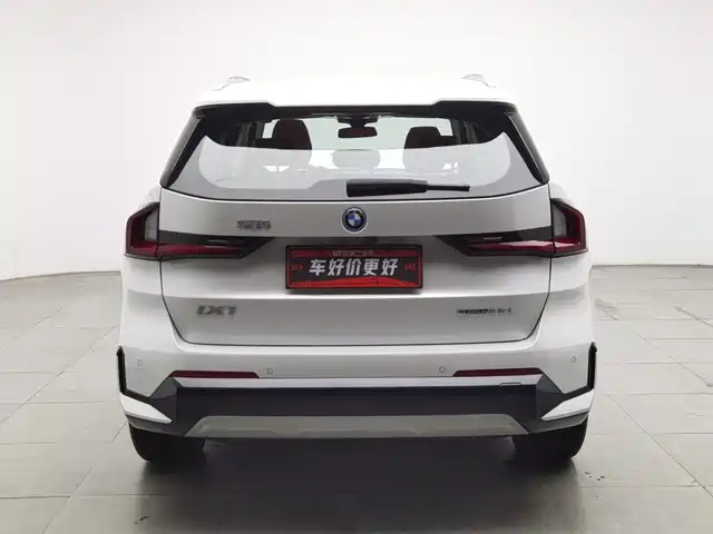 BMW iX1 2023 eDrive25L X Design Package — фото 4