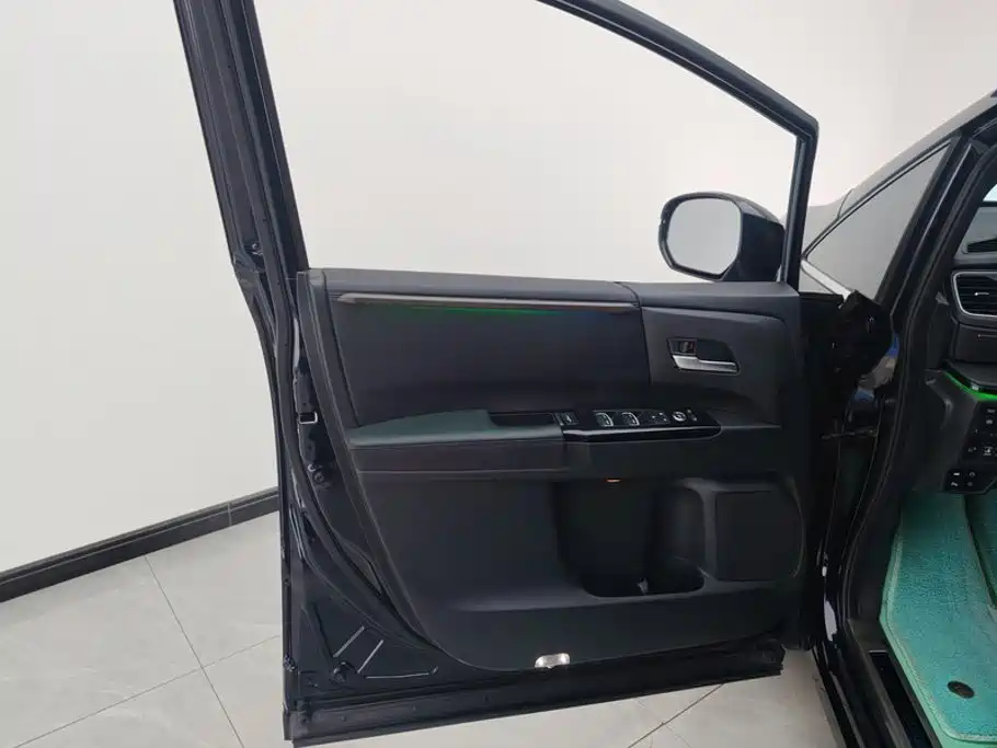 Фото 7 - Honda Odyssey