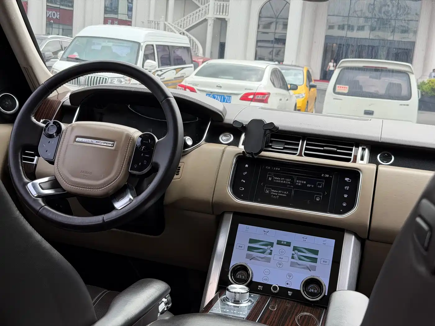Land Rover Range Rover 2015 3.0 SC V6 Vogue фото 7