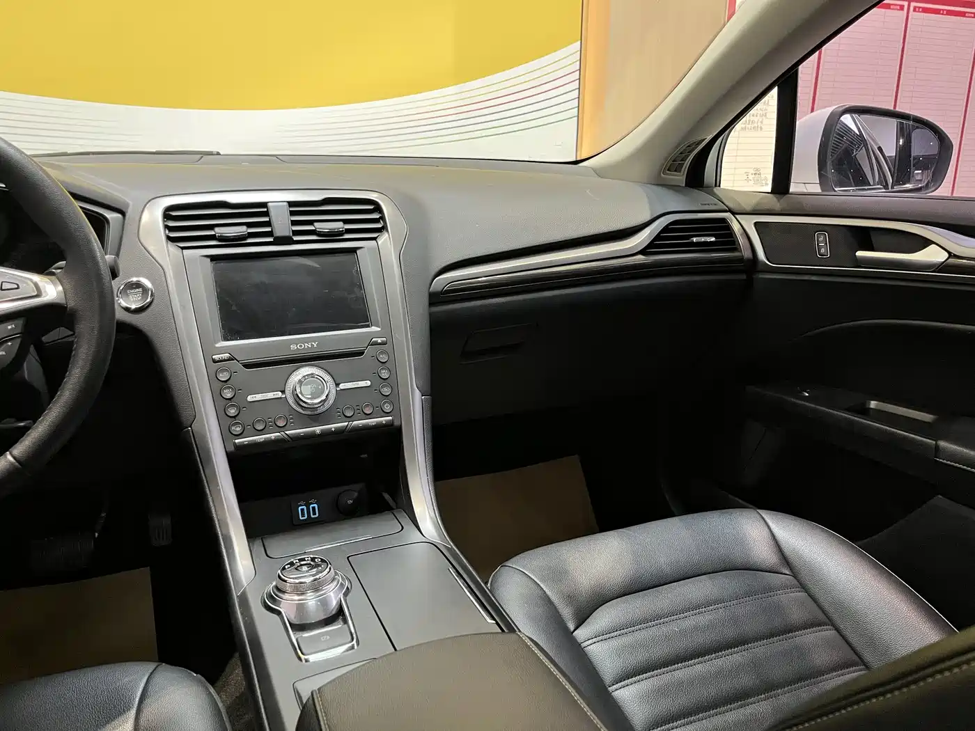FORD MONDEO