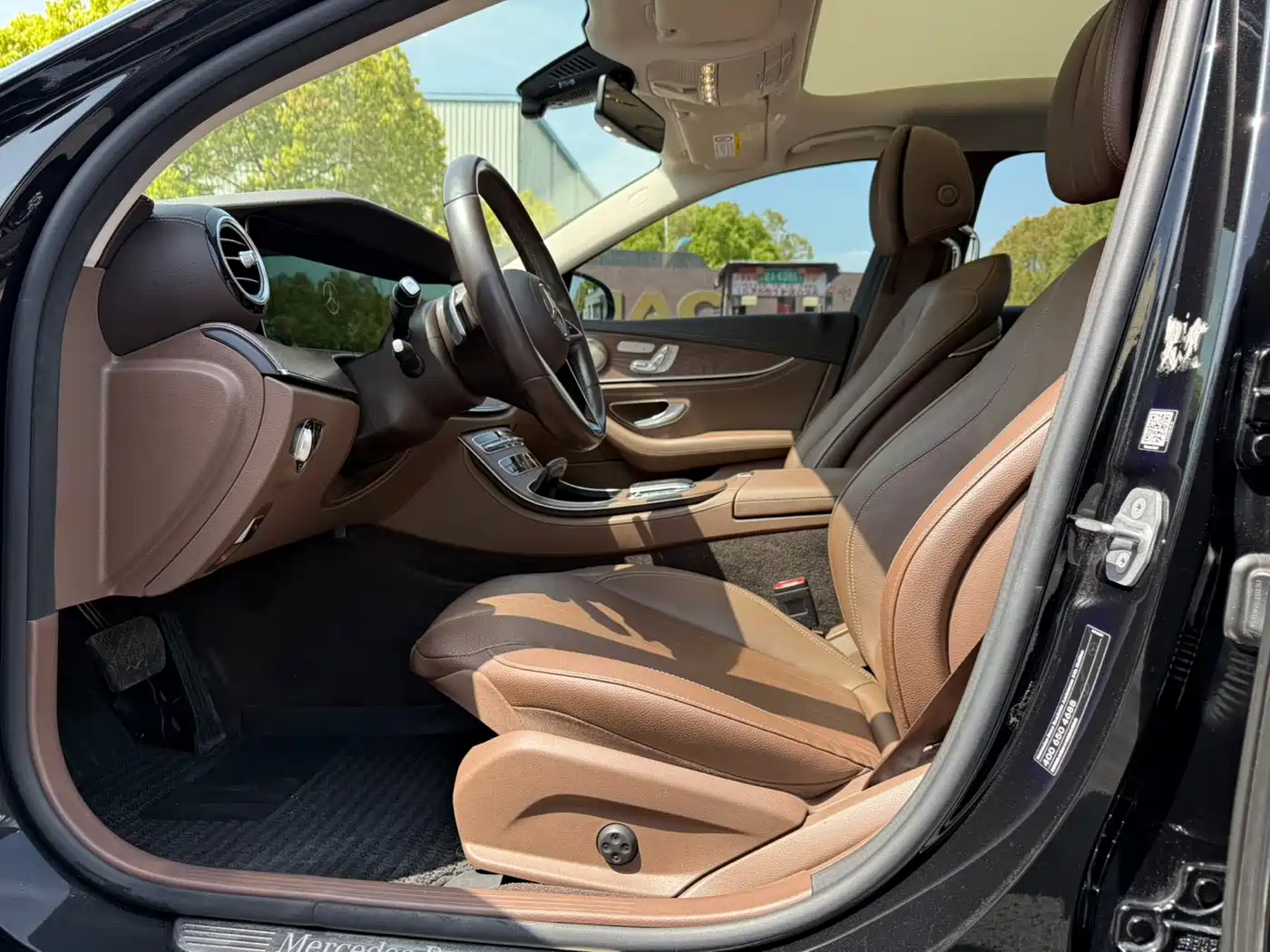 Mercedes-Benz E-Class 2021 E 300 L Fashion фото 10