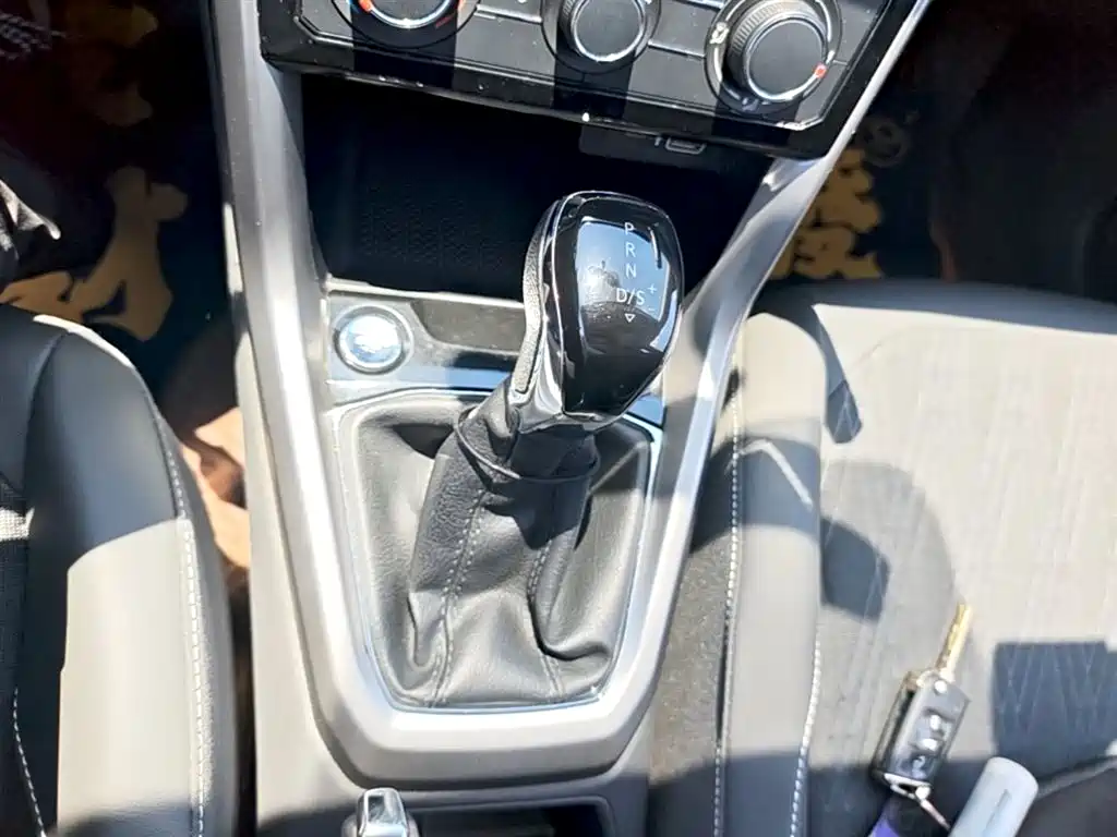 Volkswagen T-Cross 2021 280TSI DSG Comfort Edition фото 14