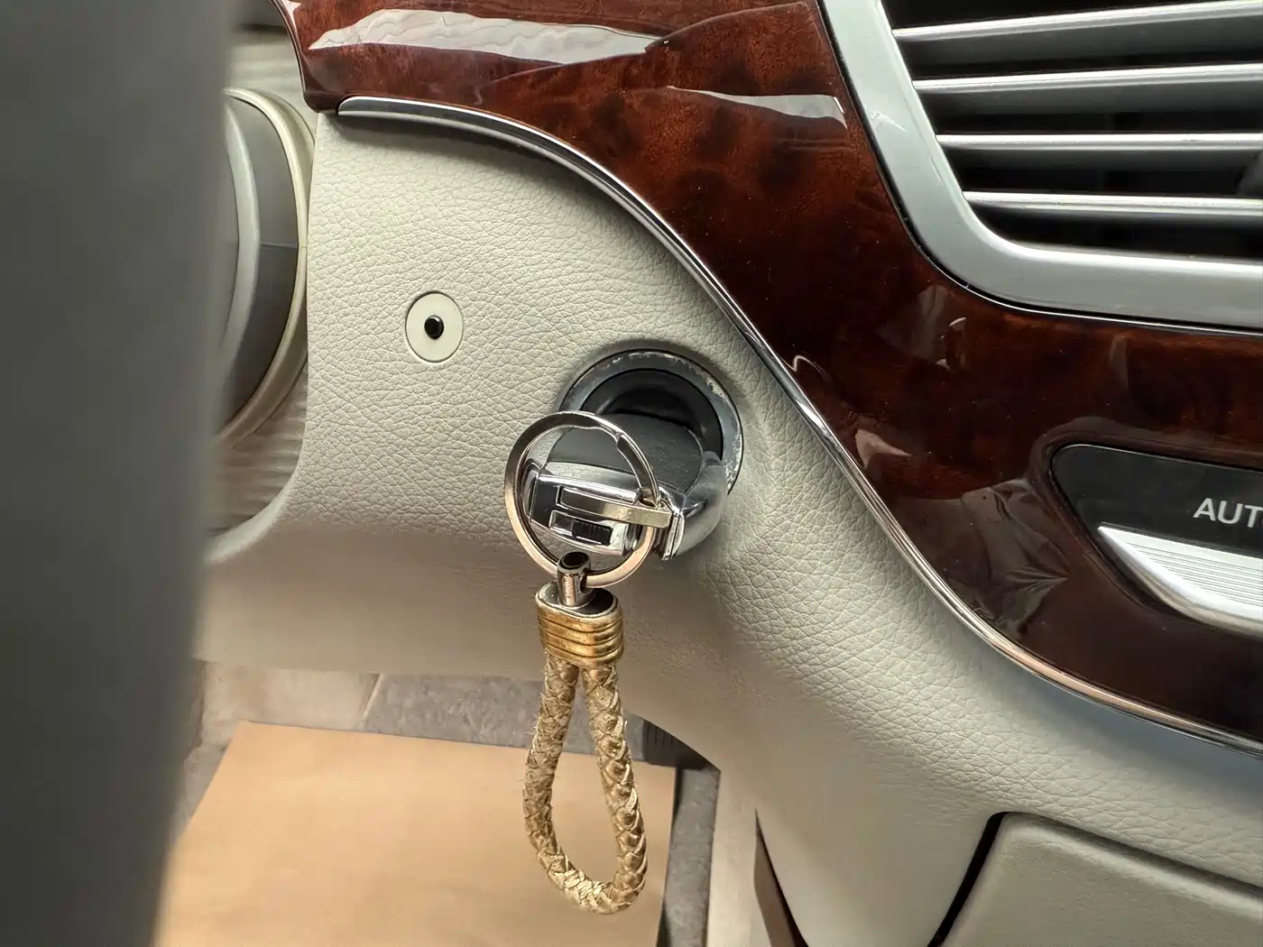 Mercedes-Benz S-Class 2010 S 350 L Luxury фото 9