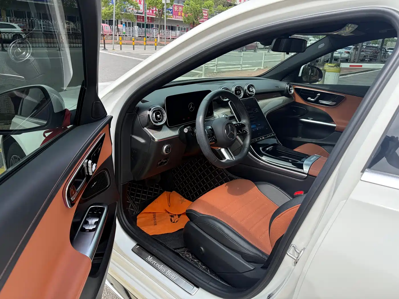 Mercedes-Benz C-Class 2023 Facelift C 260 L Sport Edition фото 6