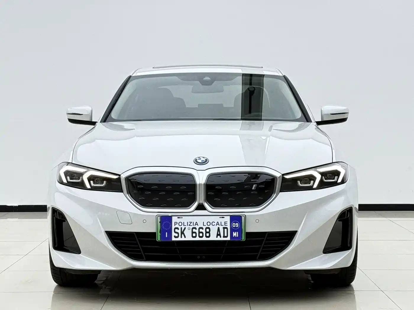 BMW i3 2024 eDrive 35 L фото 2