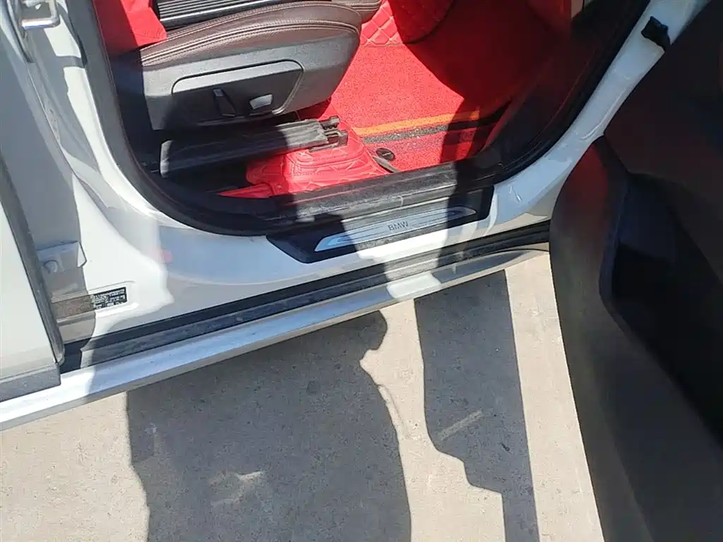 BMW X1 2019 sDrive18Li Premium Model фото 21