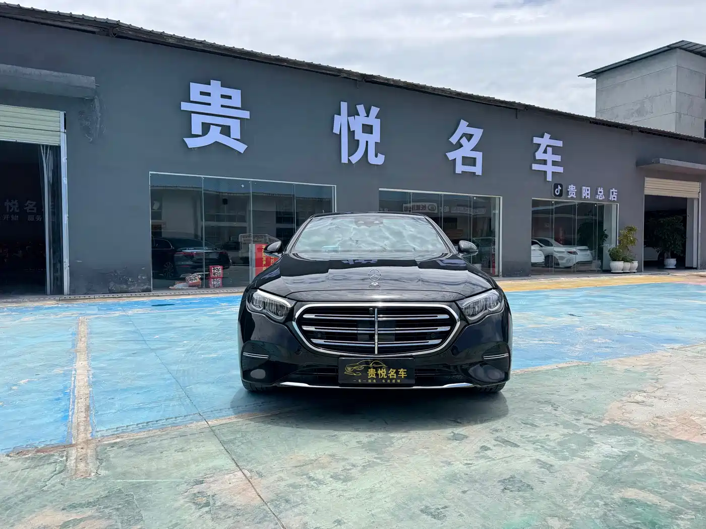 Mercedes-Benz E-Class 2024 Model E 300 L Luxury фото 2