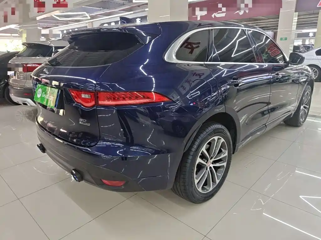 Jaguar F-PACE 2017 2016 2.0T FWD R-Sport Edition