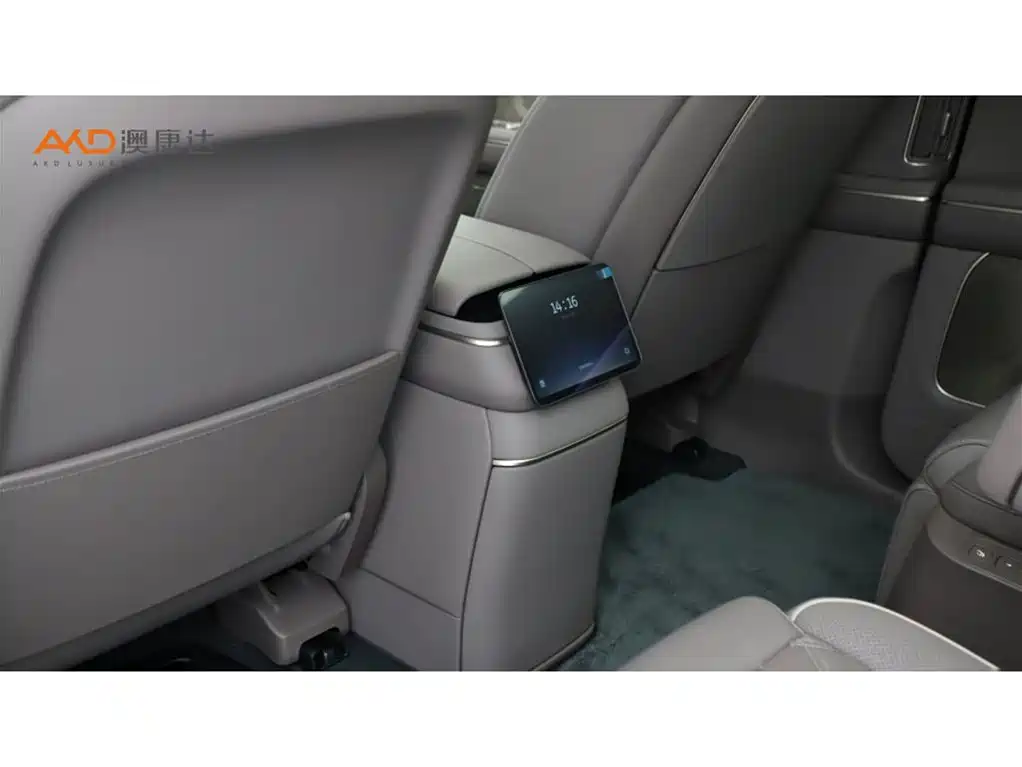 NIO ES8 2026 2025 Model 6-Seat Executive Luxury Edition