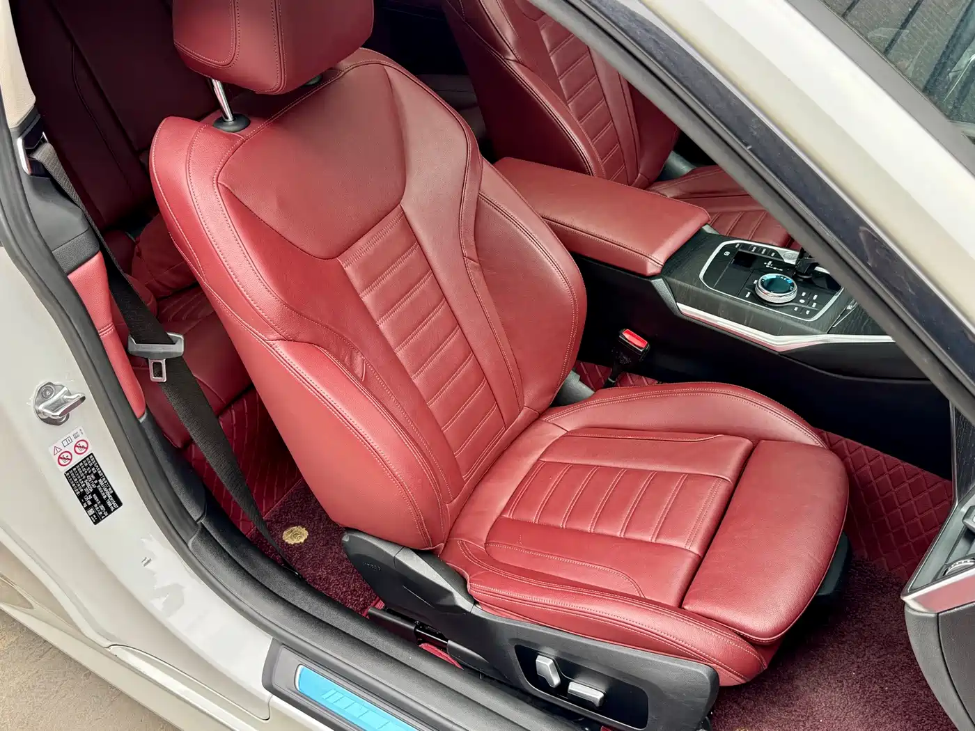 Photo 18 - BMW 4 Series