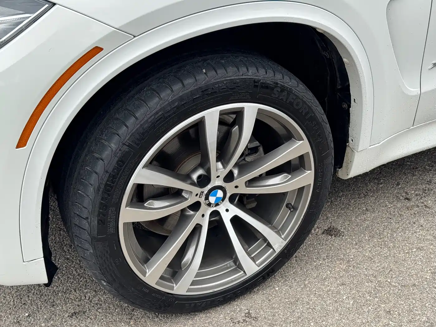 BMW X5 (Import) фото 8