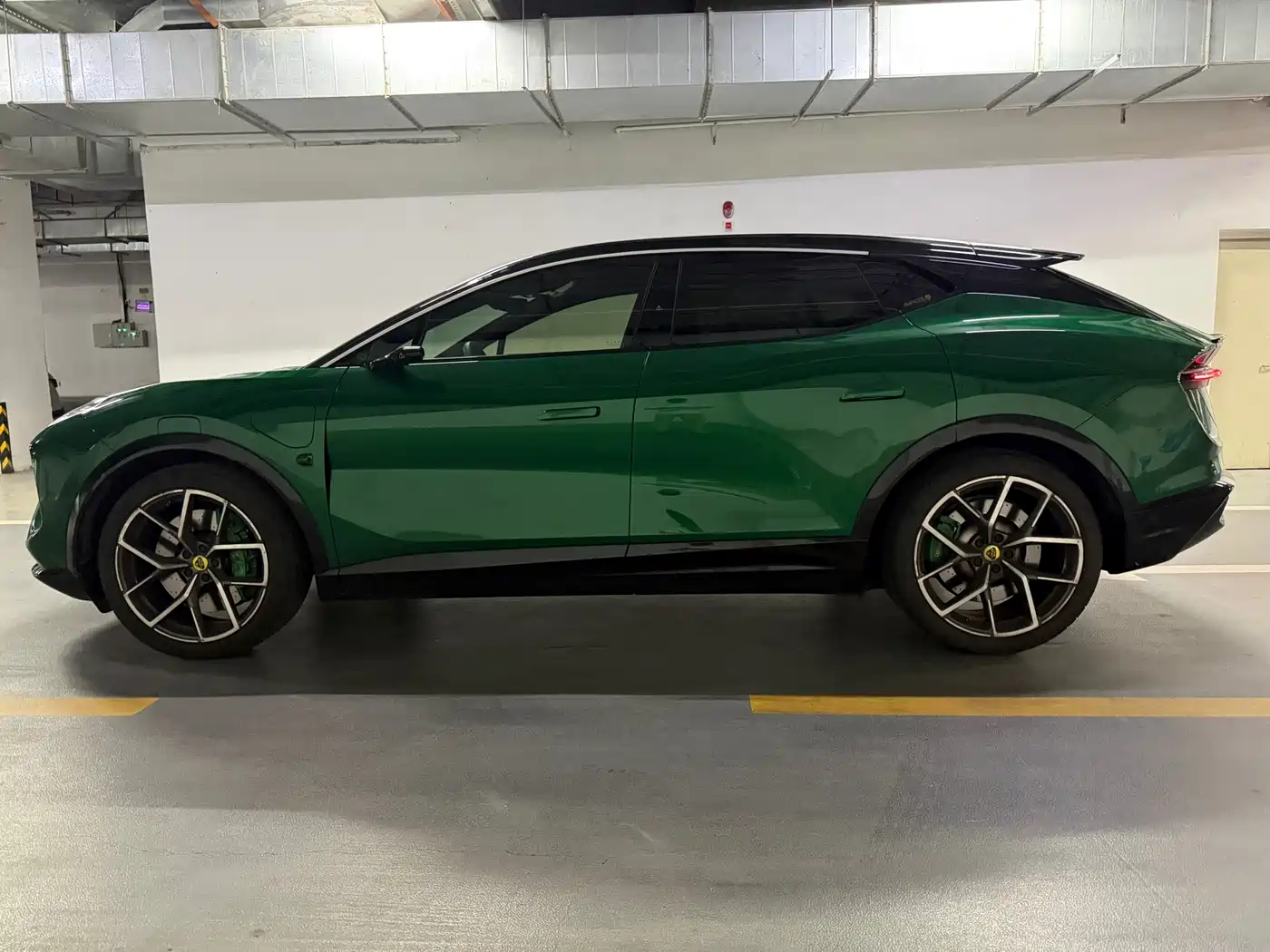 Lotus Cars ELETRE 2024 2023 ELETRE S+