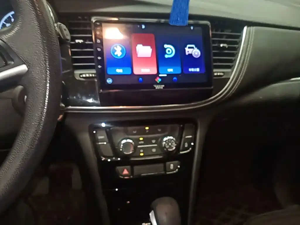 Фото 13 - Buick Encore