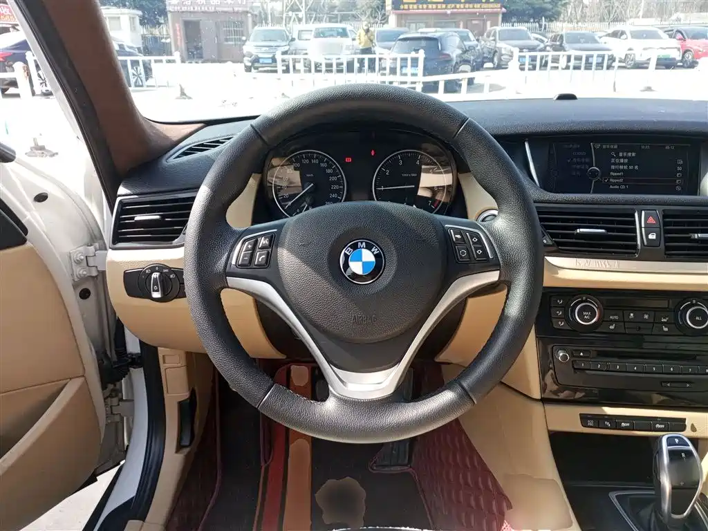 BMW X1 2015 Model sDrive18i Leading Advanced Edition фото 7