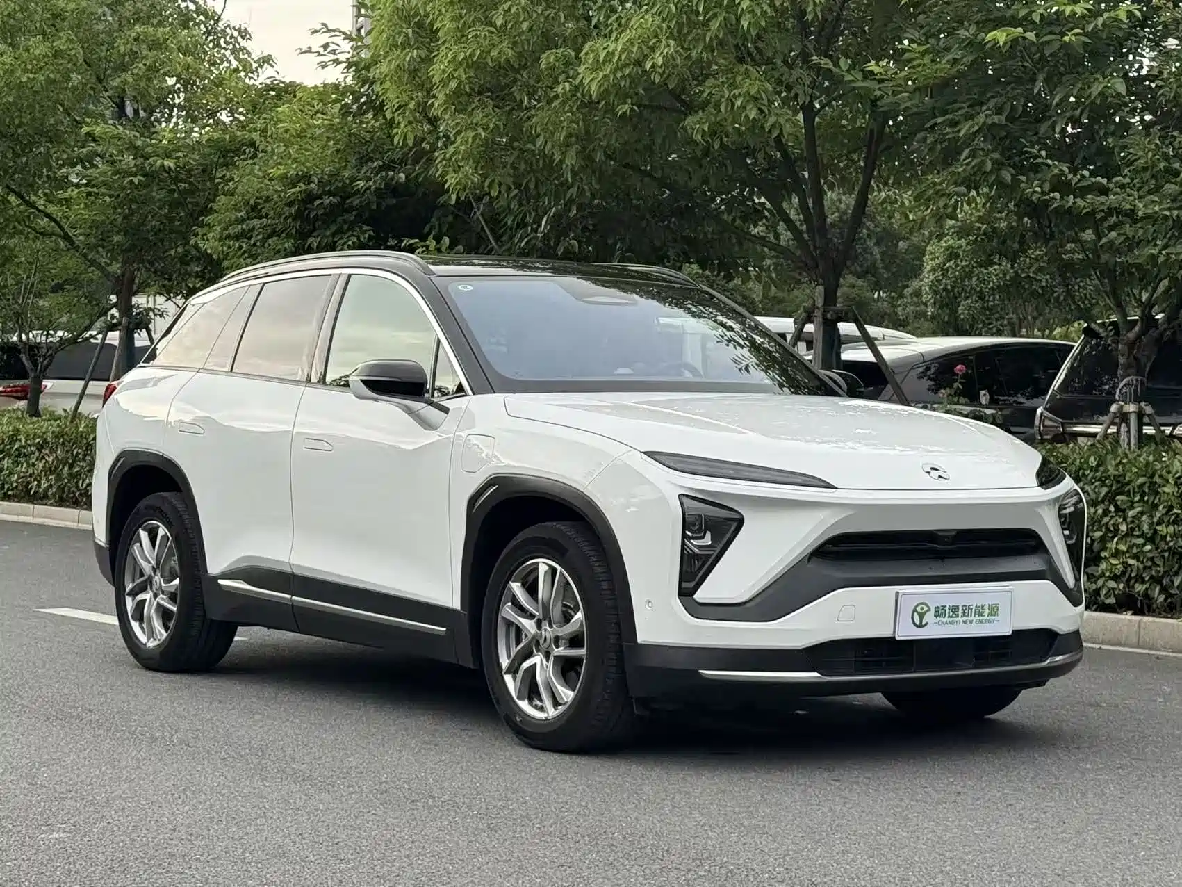 Фото 4 - NIO ES6