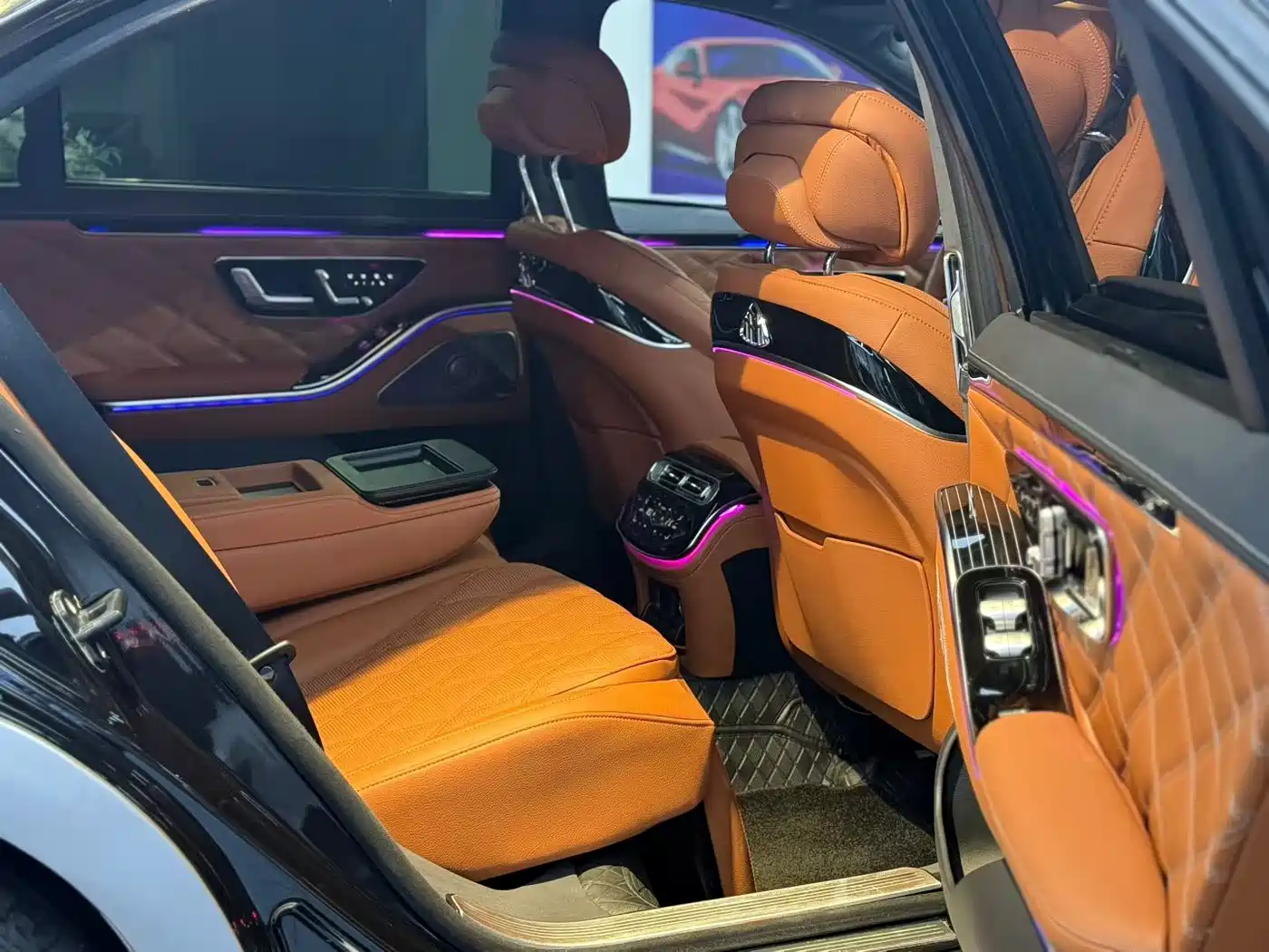 Mercedes-Benz S-Class 2012 S 300 L Luxury Grand Edition фото 9