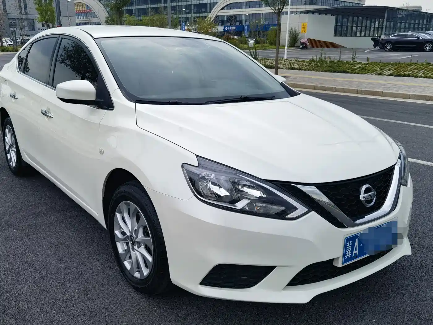 Nissan SYLPHY, миниатюра 3