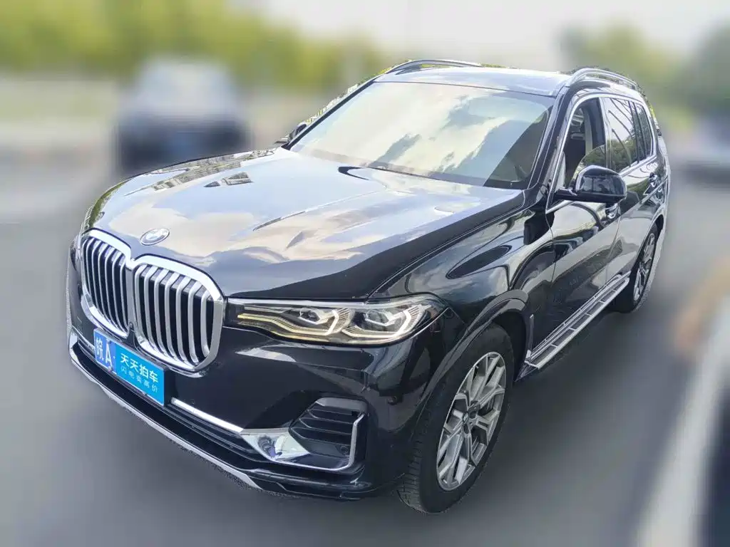 Фото 1 - BMW X7
