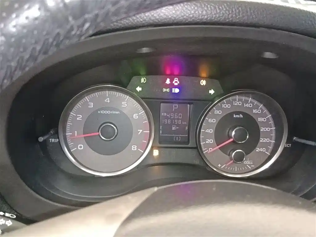Subaru Forester 2014 2.0i Automatic Luxury Edition фото 12