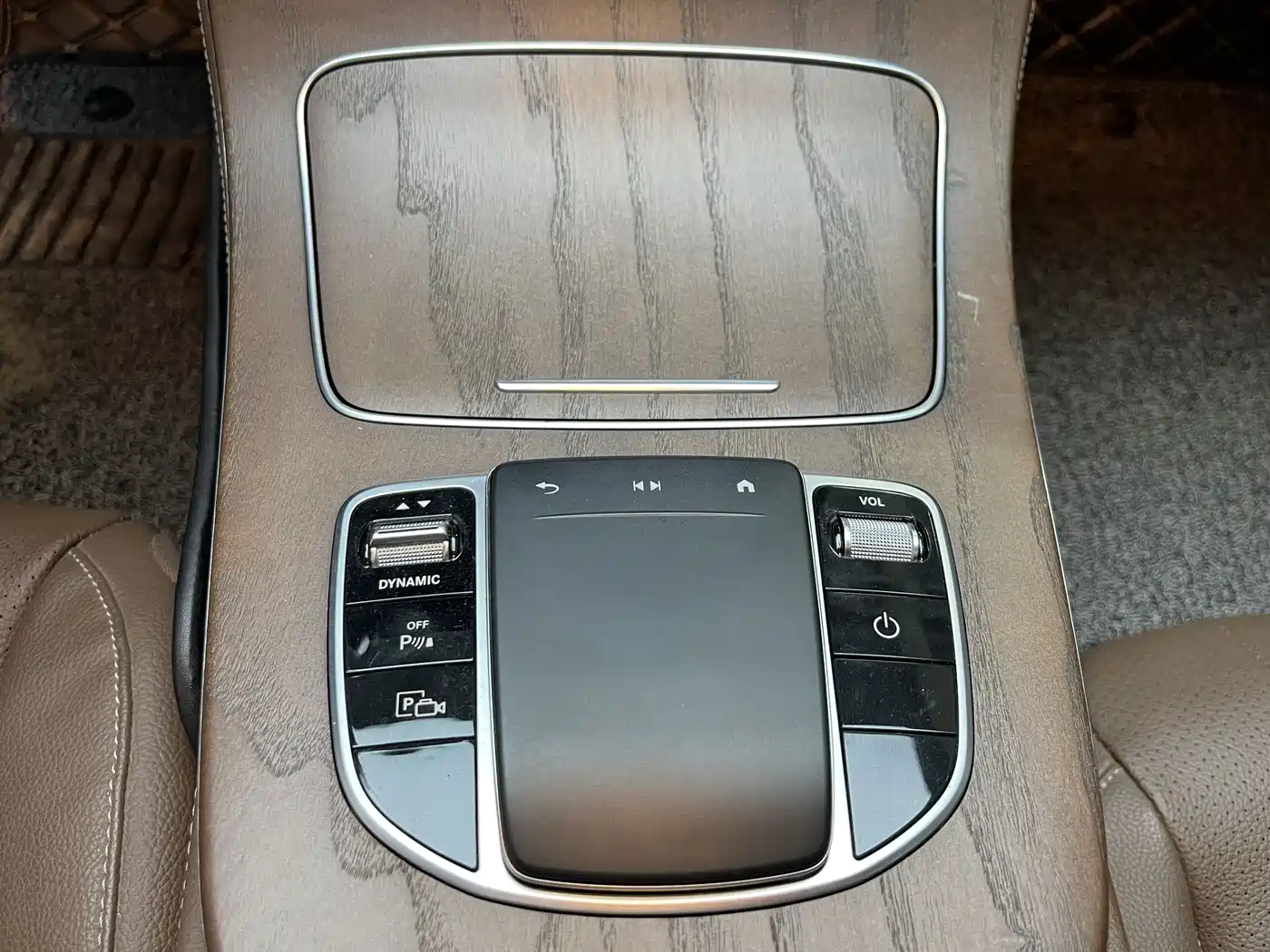 Mercedes-Benz E-Class New Energy 2022 E 350 e L Plug-in Hybrid Sedan фото 14