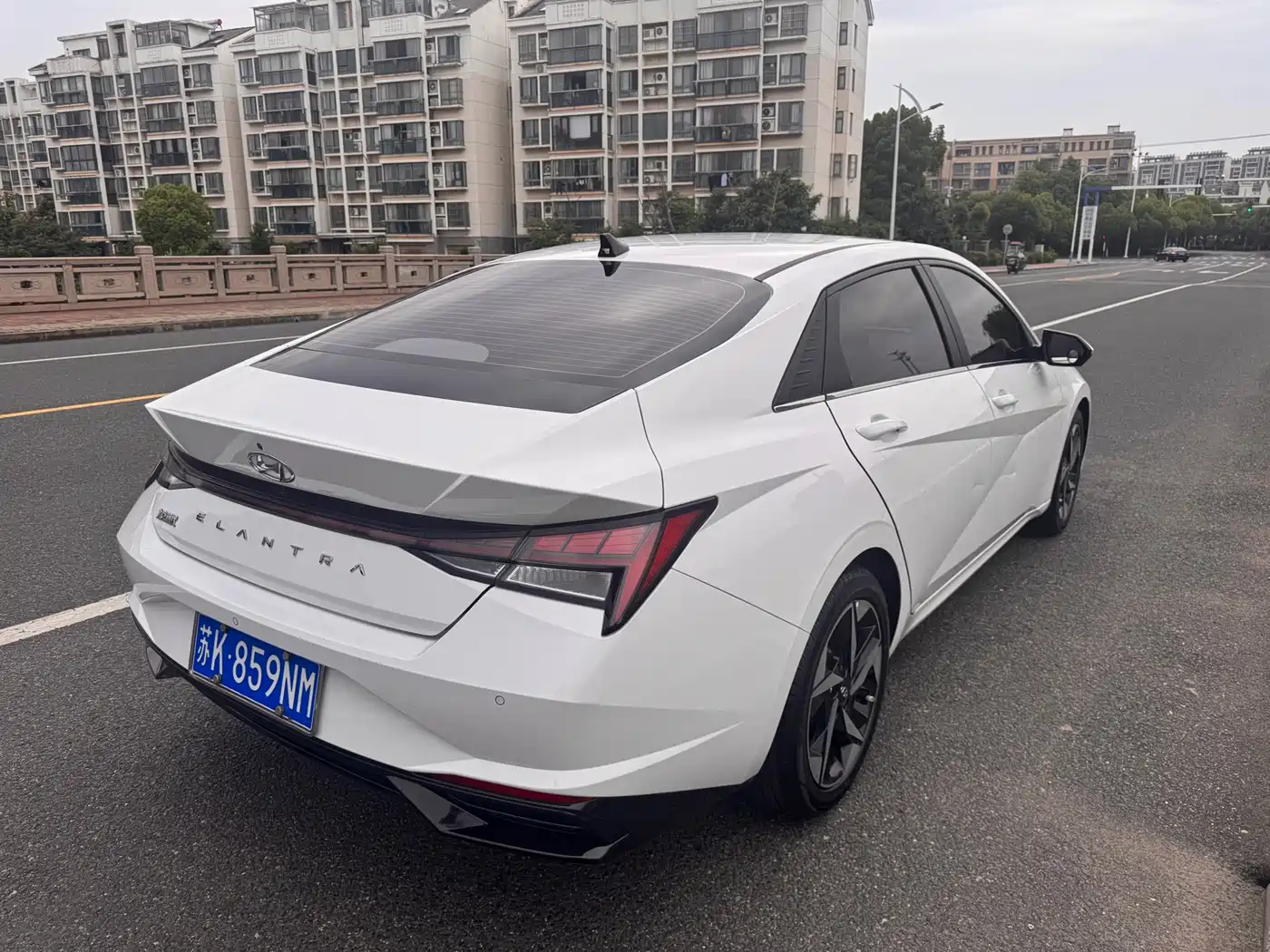 Hyundai Elantra 2021 1.5L CVT GLX Elite Edition фото 5