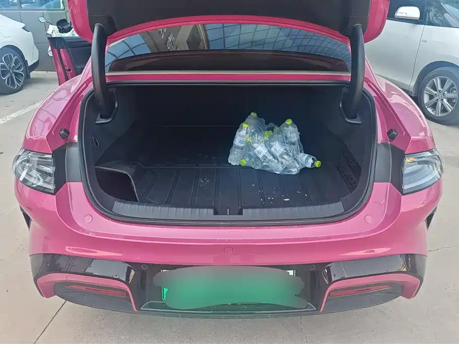 Xiaomi Auto Xiaomi SU7 2024 RWD Long Range Intelligent Driving Edition фото 4