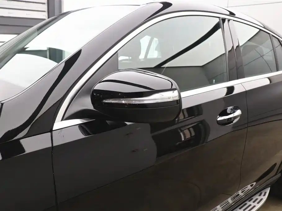 Mercedes-Benz GLE Coupe 2022 GLE 350 4MATIC Coupe SUV Fashion фото 28