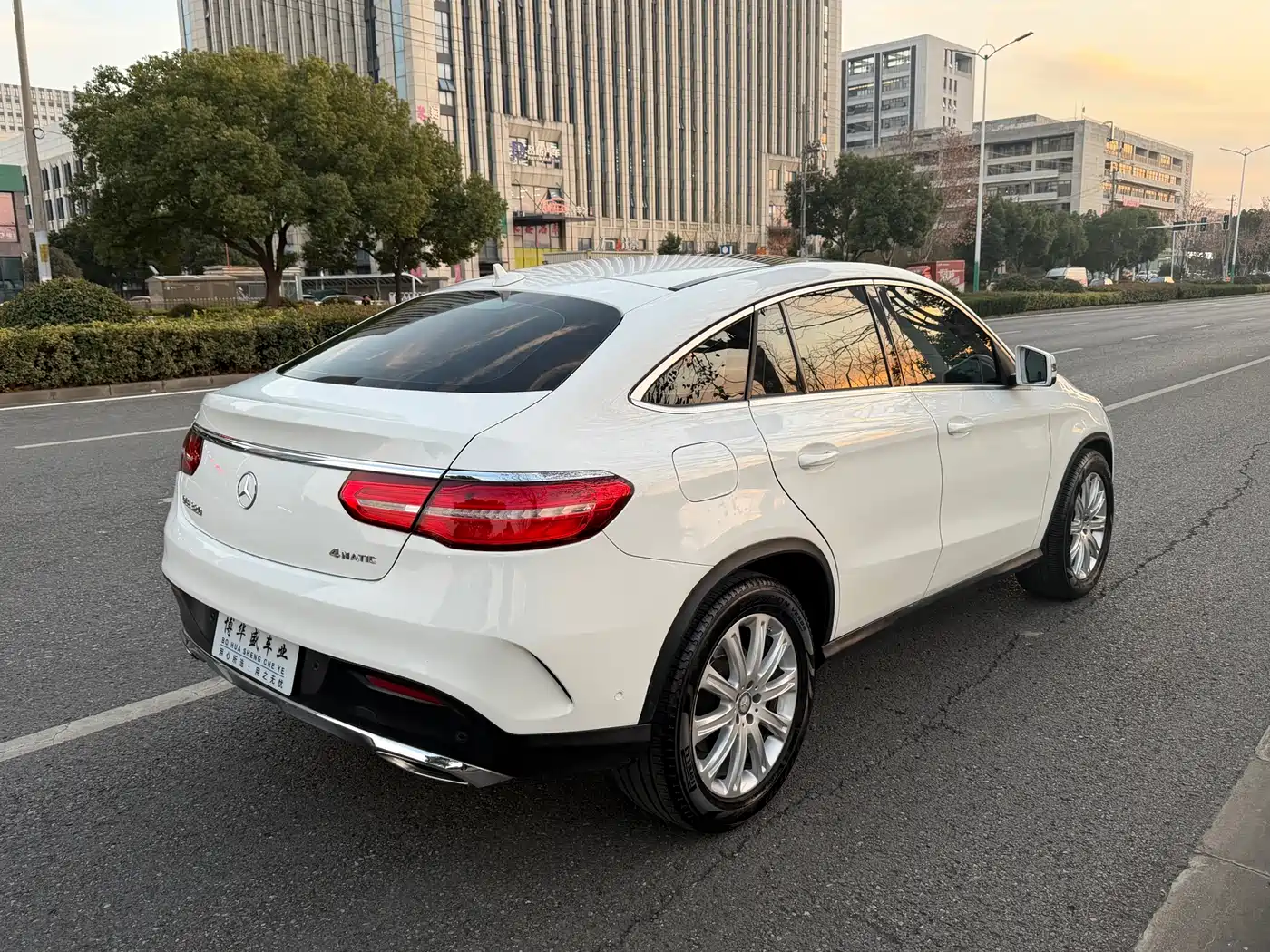 Mercedes-Benz GLE Coupe 2015 GLE 320 4MATIC Coupe SUV фото 17
