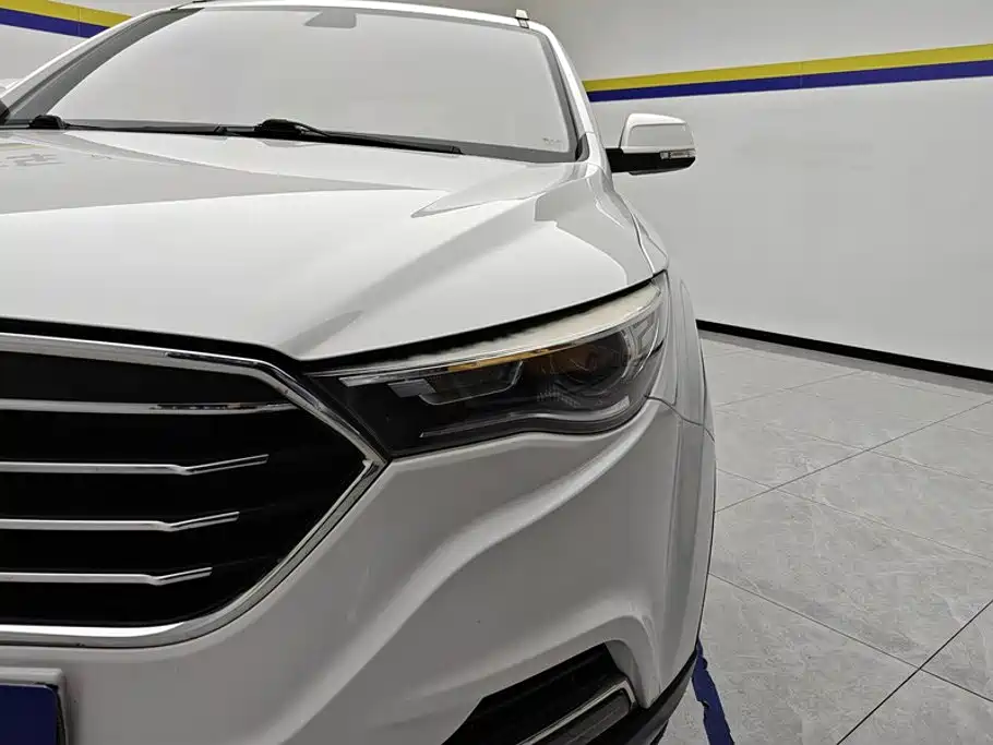 Besturn X40 2020 2019 1.6L Manual Luxury China VI