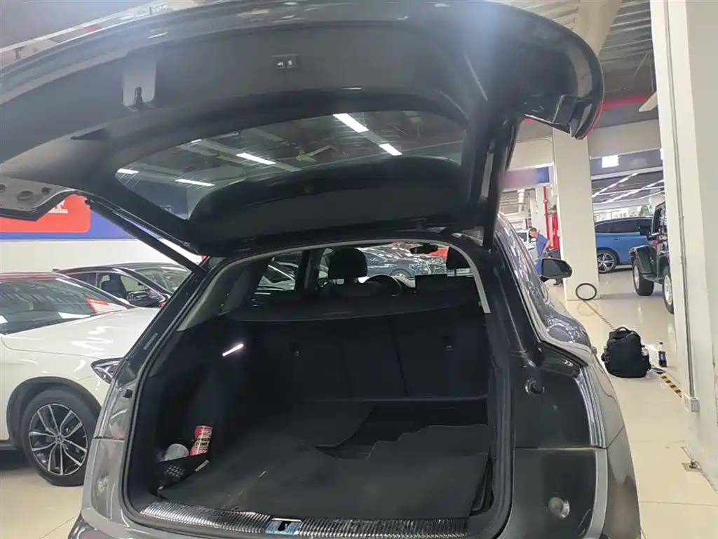 Audi Q5L 2022 40T Luxury Dynamic фото 19