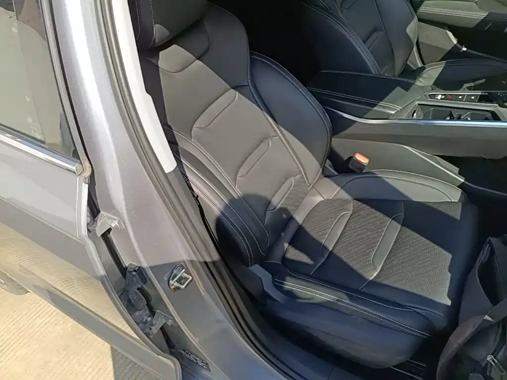 Geely Preface 2021 2021 2.0TD Luxury+ Model