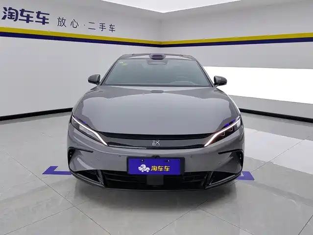 BYD Han 2025 DM-i Smart Driving Edition 125KM Honor — фото 2