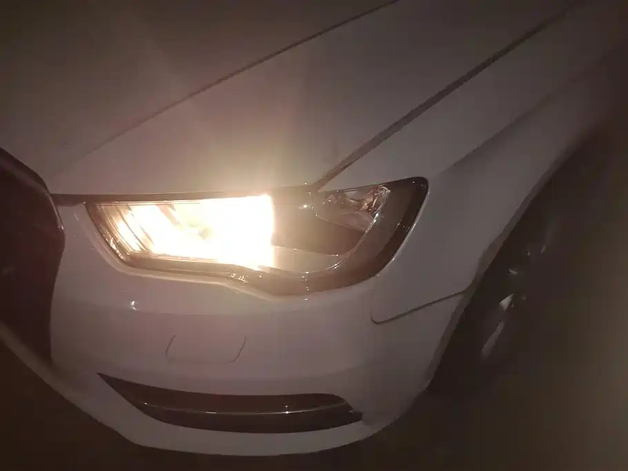 Audi A3 2016 Sportback 35 TFSI Progressive фото 5