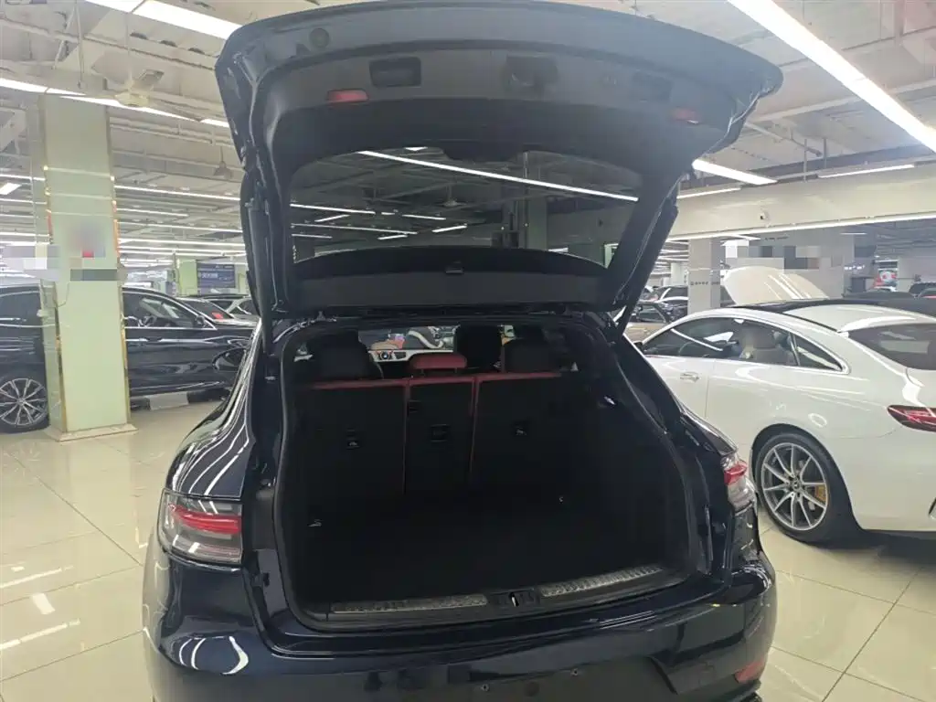 Porsche Macan 2021 Macan 2.0T фото 18