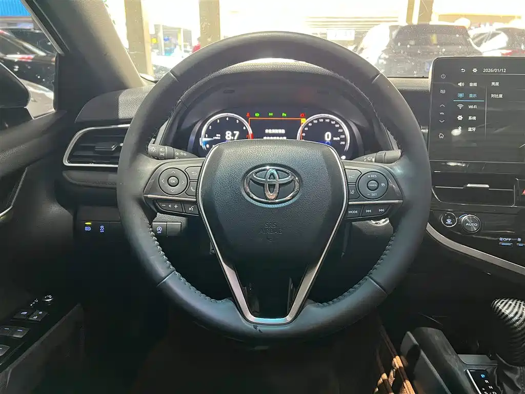 Toyota Camry 2021 2.5G Luxury Edition фото 15