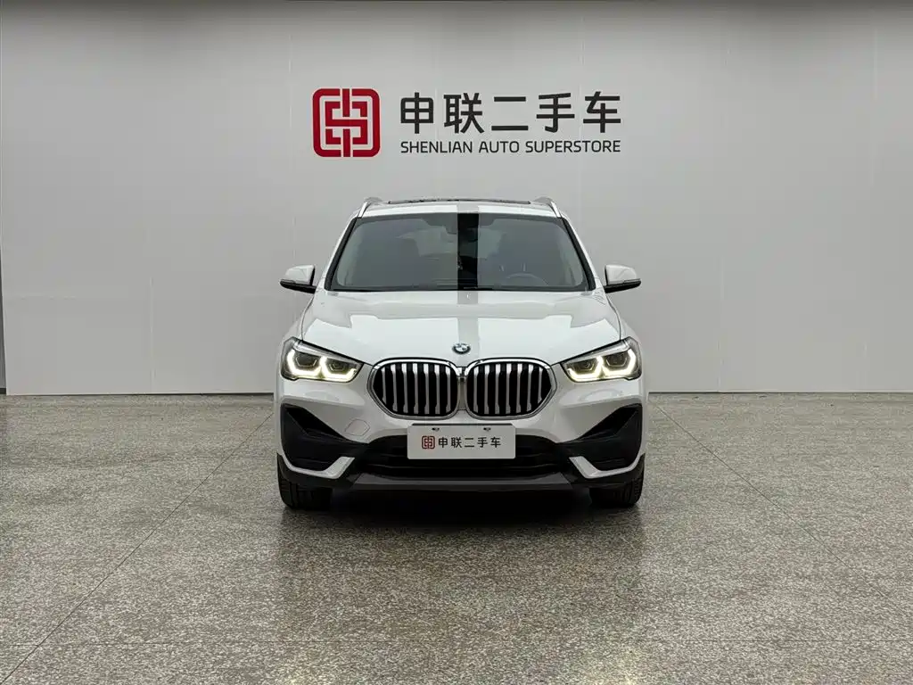 BMW X1 2022 sDrive25Li Leading фото 2