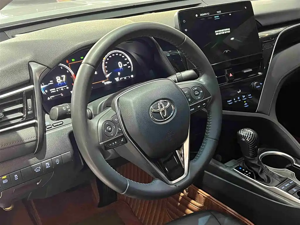 Toyota Camry 2021 2.5G Luxury Edition фото 14